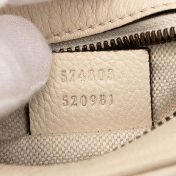 GUCCI White Leather Shoulder Bag - Picture 6 of 6